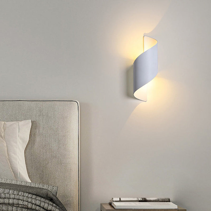 Minimalist Aluminum LED Wall Light - Modern Design for Home & Outdoor Use