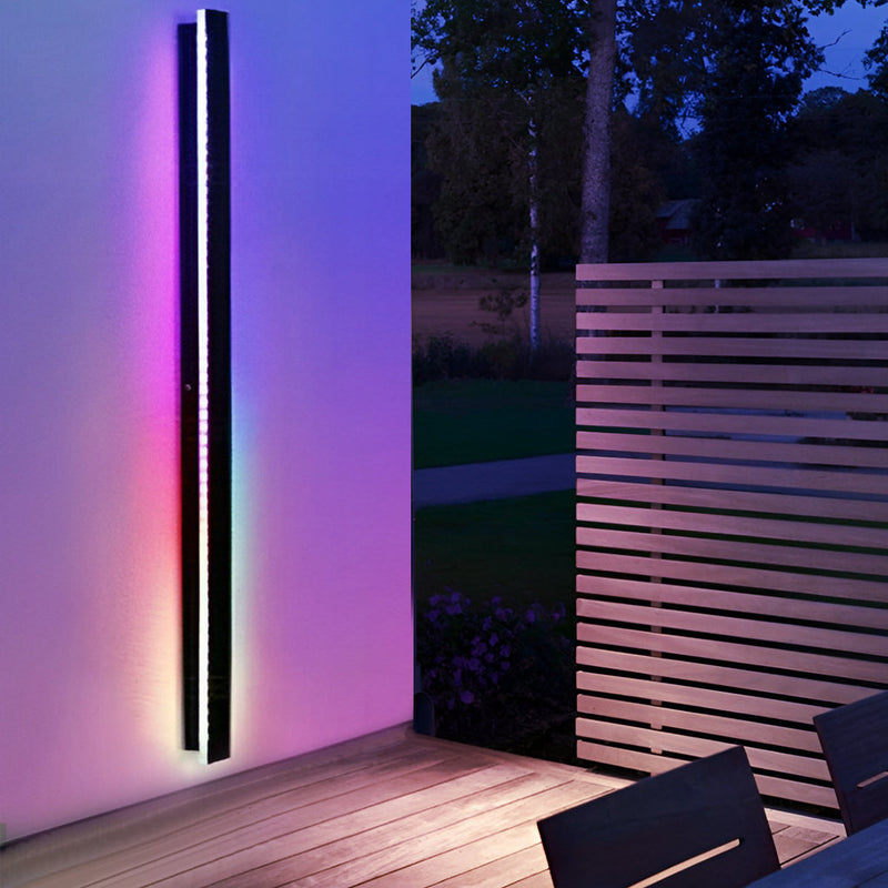 Black Outdoor LED Linear Wall Lights - Long-Lasting Energy-Efficient Lighting for Patios & Gardens