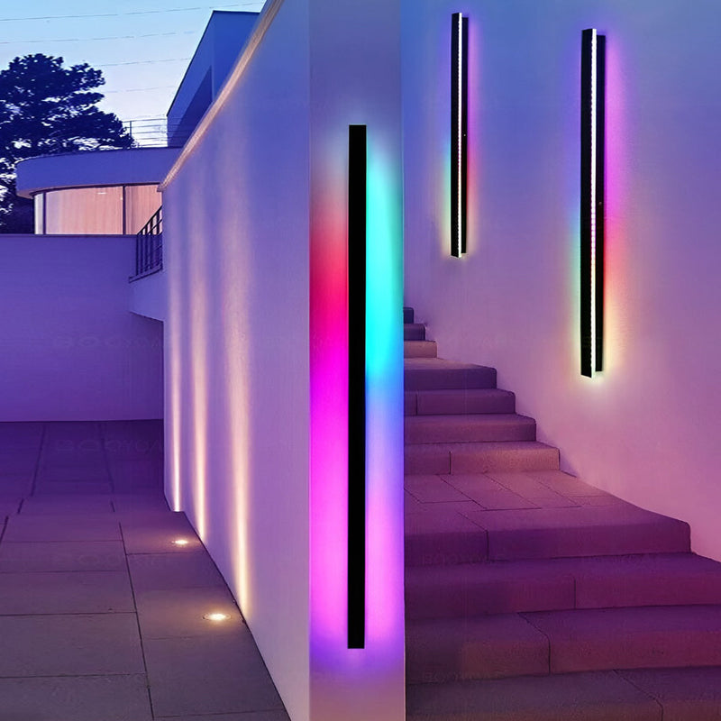 Black Outdoor LED Linear Wall Lights - Long-Lasting Energy-Efficient Lighting for Patios & Gardens