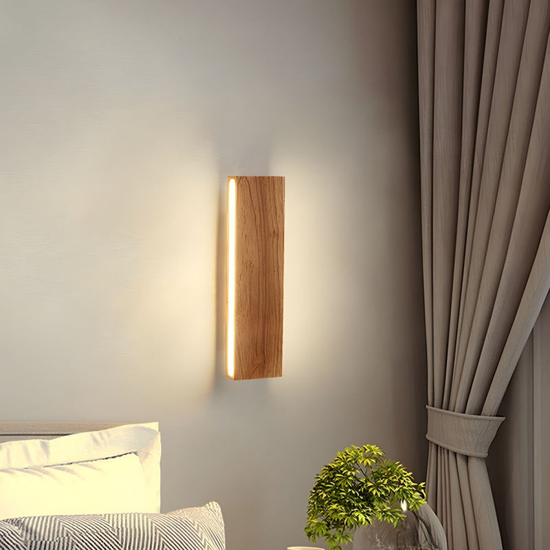 Rotatable Wood LED Wall Light - Stylish & Modern Design for Home Decor