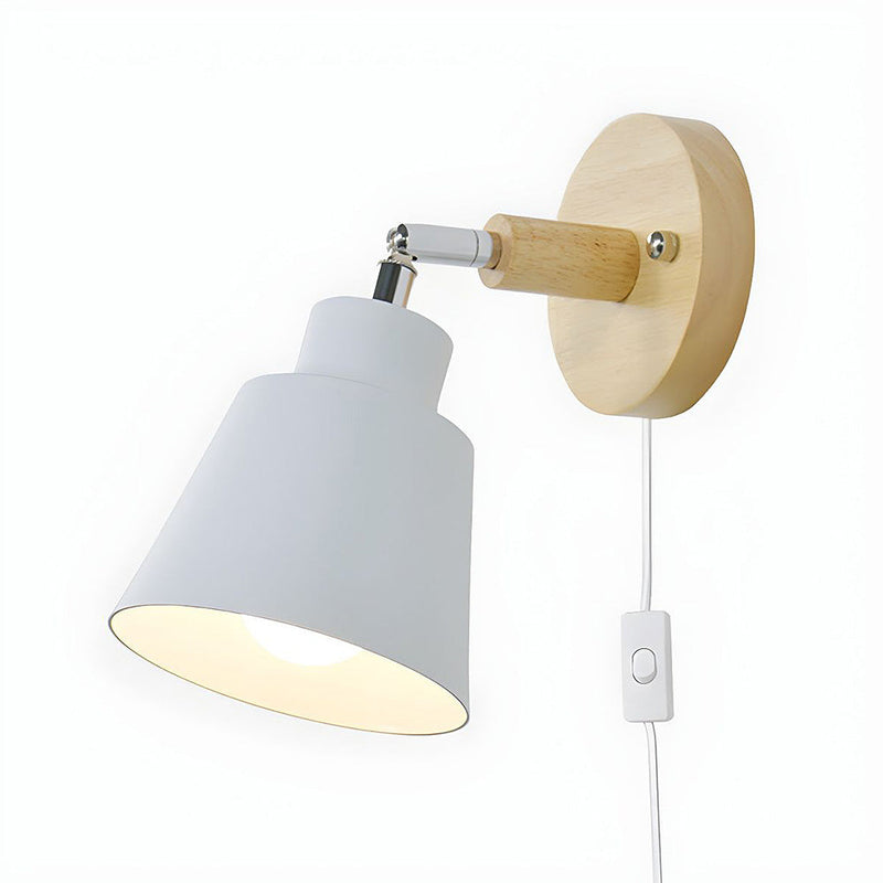 Stylish Wall Light with Wood Accent - Perfect for Bedroom Decor