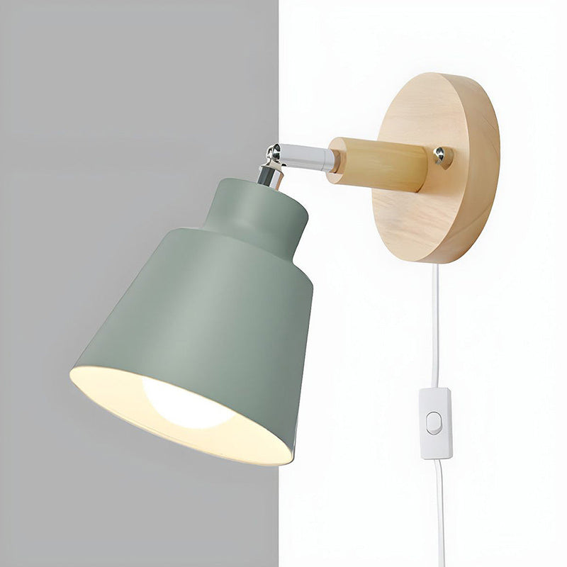 Stylish Wall Light with Wood Accent - Perfect for Bedroom Decor