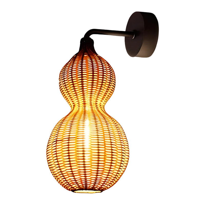 Stylish Woven Rattan Gourd Hanging Lamp - Outdoor Pendant Light for Patio & Garden Decor