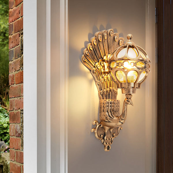 Waterproof Retro Peacock Design Aluminum Outdoor Wall Light - European Style, Ideal for Gardens & Patios