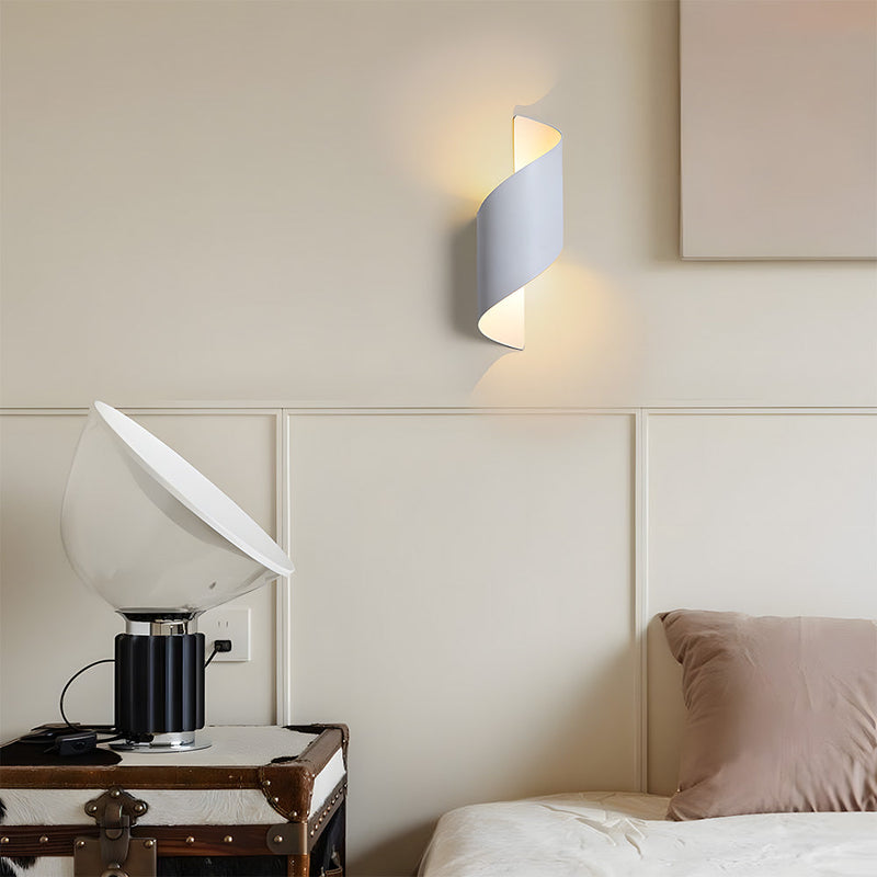 Minimalist Aluminum LED Wall Light - Modern Design for Home & Outdoor Use