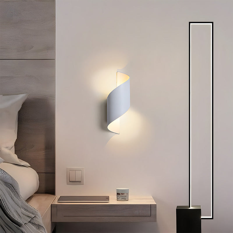 Minimalist Aluminum LED Wall Light - Modern Design for Home & Outdoor Use