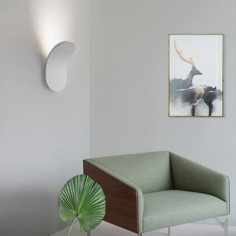 Nordic Style Iron Wall Lamp - Modern Wall Light Fixture for Home Decor