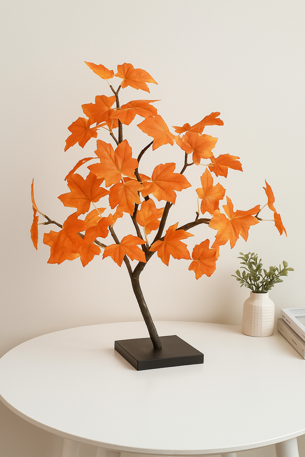 Maple Leaf Decorative Tree Lamp – Autumn Glow, Year-Round Charm