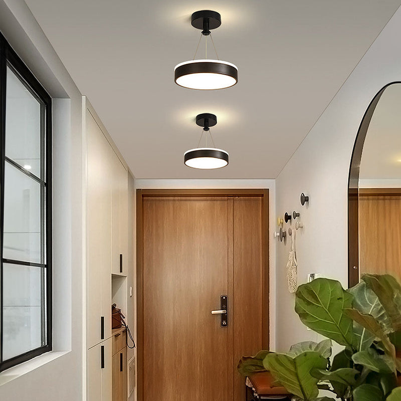 Stylish Modern Metal LED Pendant Ceiling Light Fixture - Sleek Design for Home & Office
