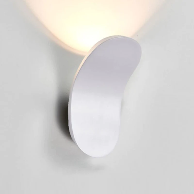 Nordic Style Iron Wall Lamp - Modern Wall Light Fixture for Home Decor