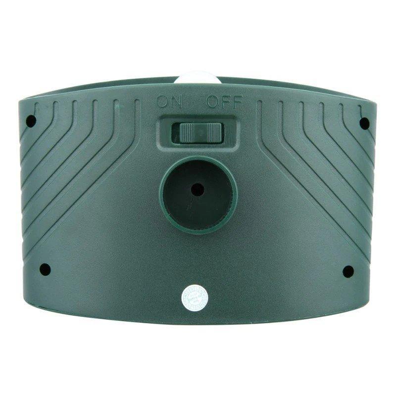Solar-Powered Ultrasonic Rabbit Repeller with Flashing Light – Effective Rabbit Deterrent for Gardens and Yards