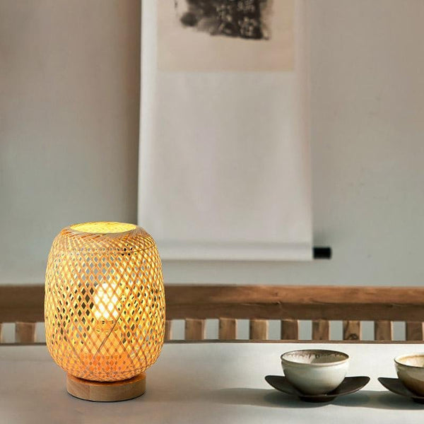 Japanese Rattan Table Lamp - Natural Ambient Lighting for Home Decor - Elegant Charm & Warmth