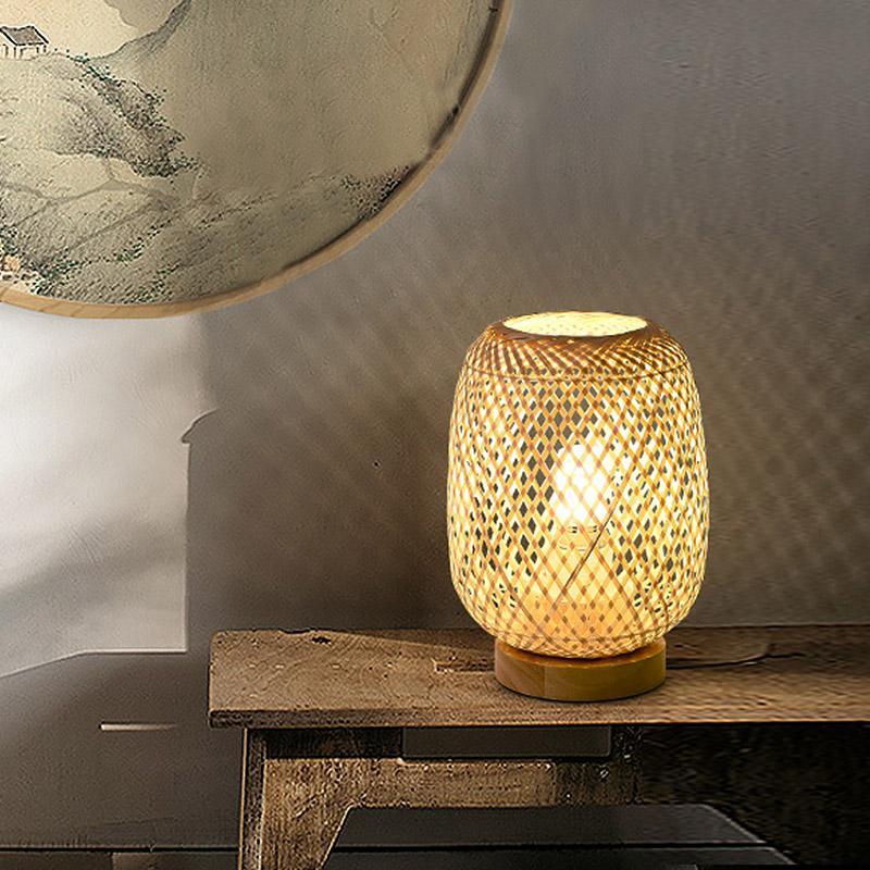 Japanese Rattan Table Lamp - Natural Ambient Lighting for Home Decor - Elegant Charm & Warmth