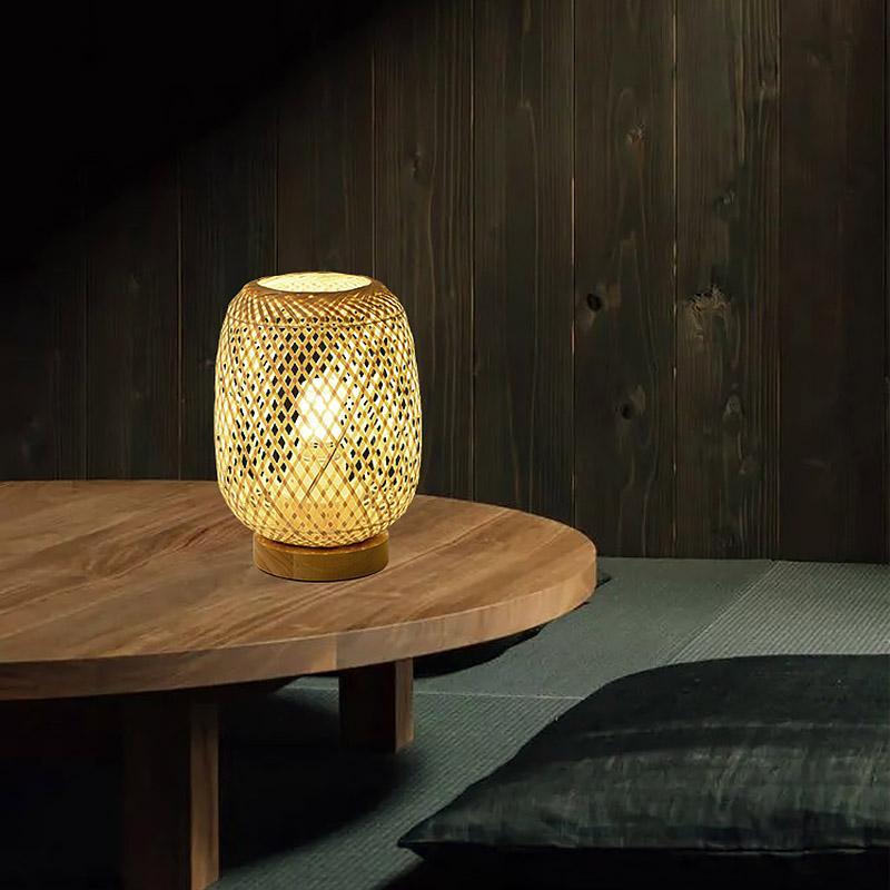Japanese Rattan Table Lamp - Natural Ambient Lighting for Home Decor - Elegant Charm & Warmth
