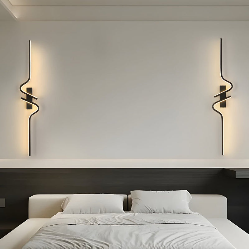 Sleek Minimalist Black Aluminum LED Wall Lamp - Long Wave Decorative Lighting for Modern Spaces