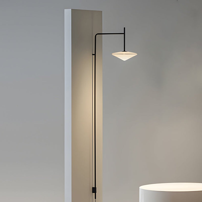 Modern Minimalist Metal Long Arm LED Wall Sconce - Tempo Design for Stylish Lighting