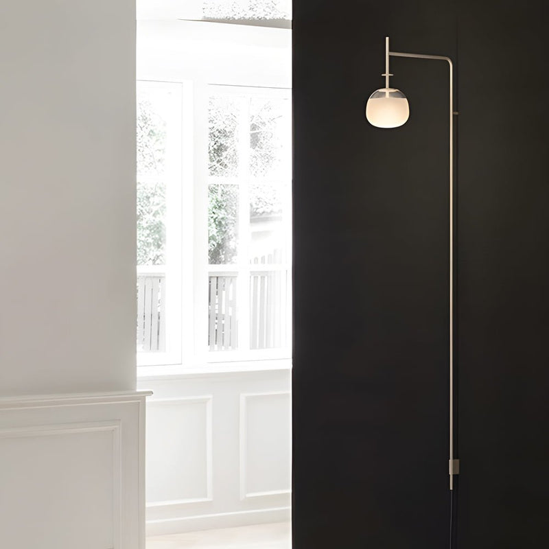 Modern Minimalist Metal Long Arm LED Wall Sconce - Tempo Design for Stylish Lighting
