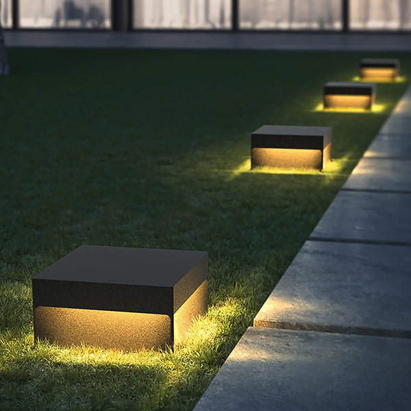 Square Waterproof LED Solar Outdoor Fence Post Lights - Modern Pillar Lighting for Gardens & Patios
