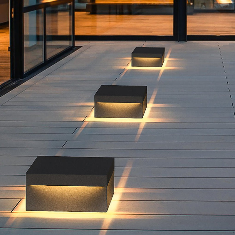 Square Waterproof LED Solar Outdoor Fence Post Lights - Modern Pillar Lighting for Gardens & Patios