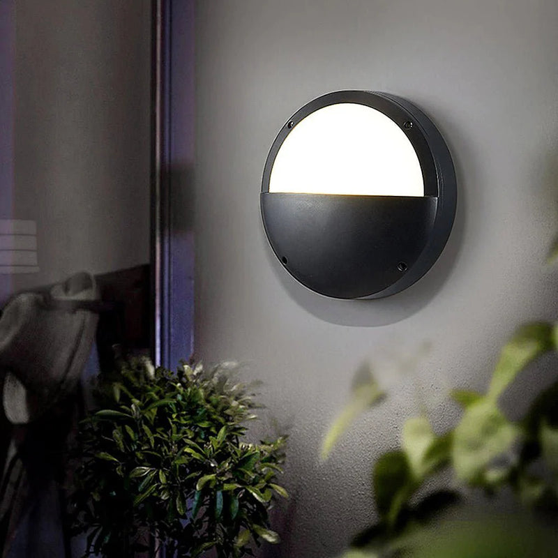 Round Waterproof LED Wall Lamp - Outdoor Ceiling Light for Courtyards & Balconies - Stylish Sconce Lighting